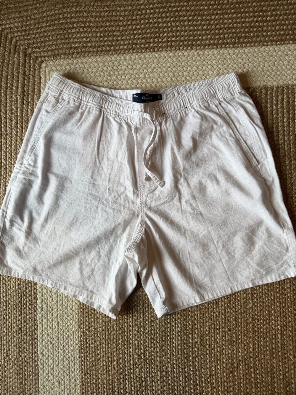 Hollister Men's White Elastic Drawstring Jogger Shorts Size XL